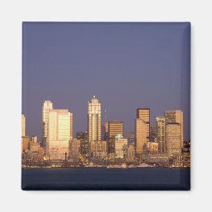 WA, Seattle, Skyline von Seattle und Elliott Bay, Magnet