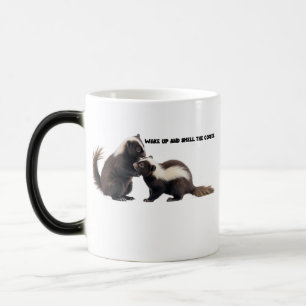 WACH AUF UND RIECH AN DEM KAFFEE VERWANDLUNGSTASSE