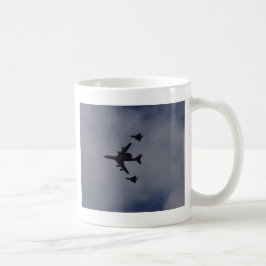 Wache eskortiert durch Taifune Kaffeetasse