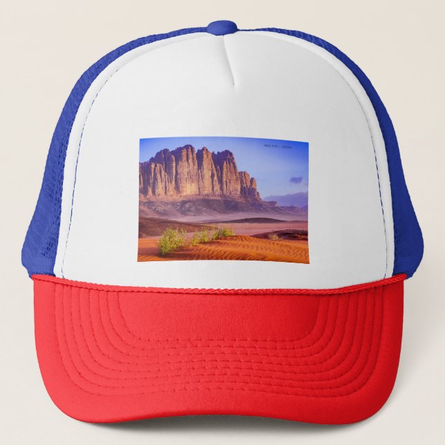 Wadi Rum desert in Jordan, Holiday  Truckerkappe (Vorderseite)