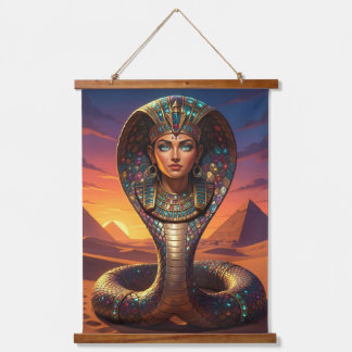 Wadjet – Egyptian Cobra Goddess´7 Wandteppich Mit Holzrahmen