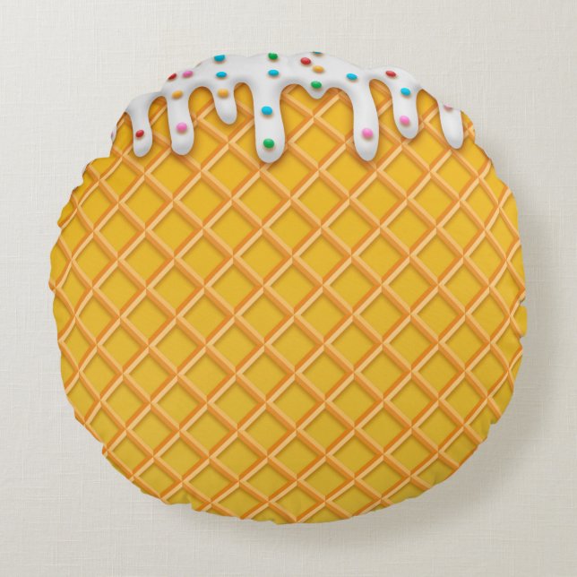 Waffelkone aus Eiscreme mit Sprinklen Rundes Kissen (Vorderseite)