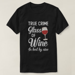 Wahre Krimglasur im Bett von neun sonnigen Weinen T-Shirt