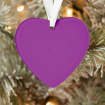 Wahrhaft Lila Ornament<br><div class="desc">Lila zu tragen symbolisiert Königtum,  Großzügigkeit,  Unabhängigkeit,  Weisheit,  Hingabe,  Extravaganz,  Stolz und Kreativität,  um nur einige zu nennen. Und ja,  die Verbindung mit Reichtum ist noch heute hergestellt. Vorsicht,  denn lila kann auch Arroganz symbolisieren.</div>