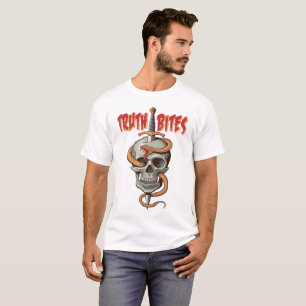 Wahrheit Bites Skull und Schlange T-Shirt