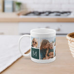 Wald | Monogram Grid Foto Collage Kaffeetasse<br><div class="desc">Dieses personalisierte Foto Tasse Design bringt 6 Ihrer Lieblings-Schnaps vorne und Mitte,  zusammen mit einem Single initiale Monogramm auf jeder Seite. Mit sechs quadratischen Fotos von Freunden,  Kindern,  Enkelkindern,  Haustieren oder Ihren Lieblingsorten,  mit Ihren ersten weißen Buchstaben auf einem waldgrünen Taupe Platz.</div>