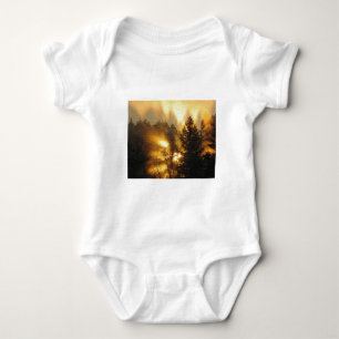 Wald Sonnenaufgang Baby Strampler