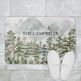 Wald und Gebirgslandschaft Wasserfarbe Badematte