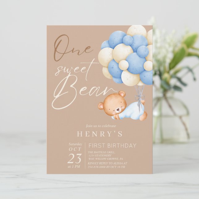 Waldbärenjunge 1. Geburtstag Party Pastel Einladung (Stehend Vorderseite)
