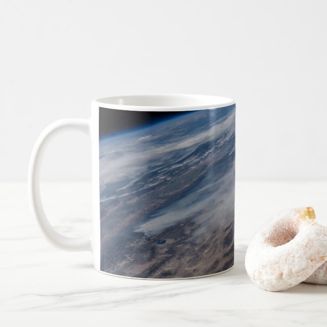 Waldbrände rund um den Yosemite Nationalpark. Kaffeetasse (Mit Donut)
