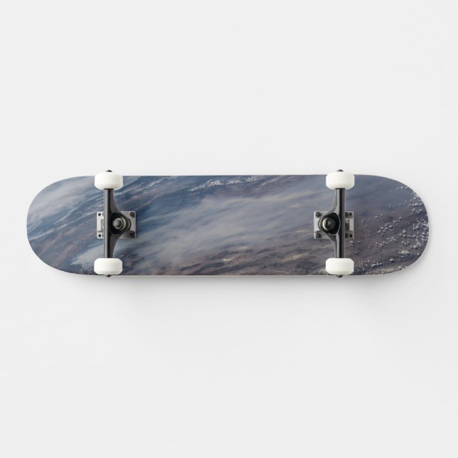 Waldbrände rund um den Yosemite Nationalpark. Skateboard (Horizontal)