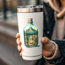 Waldcamping in einer Flasche Vinyl-Aufkleber | Auf
