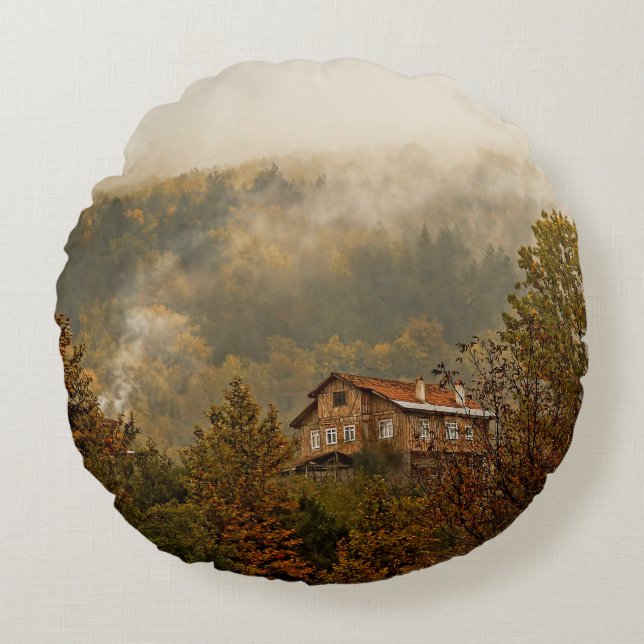 Waldholzhaus: ruhige Landschaft Rundes Kissen (Vorderseite)