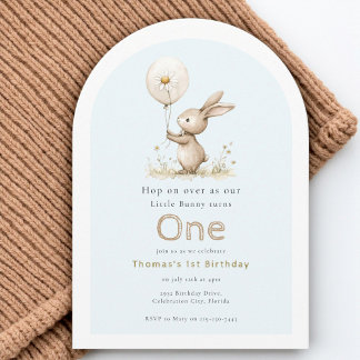 Waldland Bunny First Birthday Arch Einladung