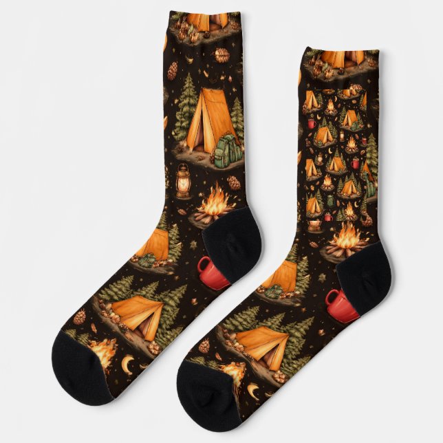 Waldnächte Camping Pattern Socken (Linkes Detail)