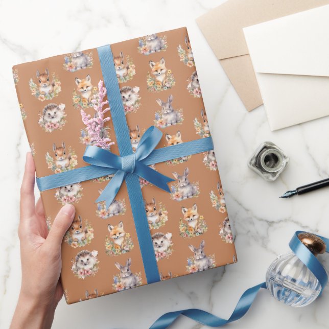 Waldtiere auf Carmel Apple Geschenkpapier (Schenken)