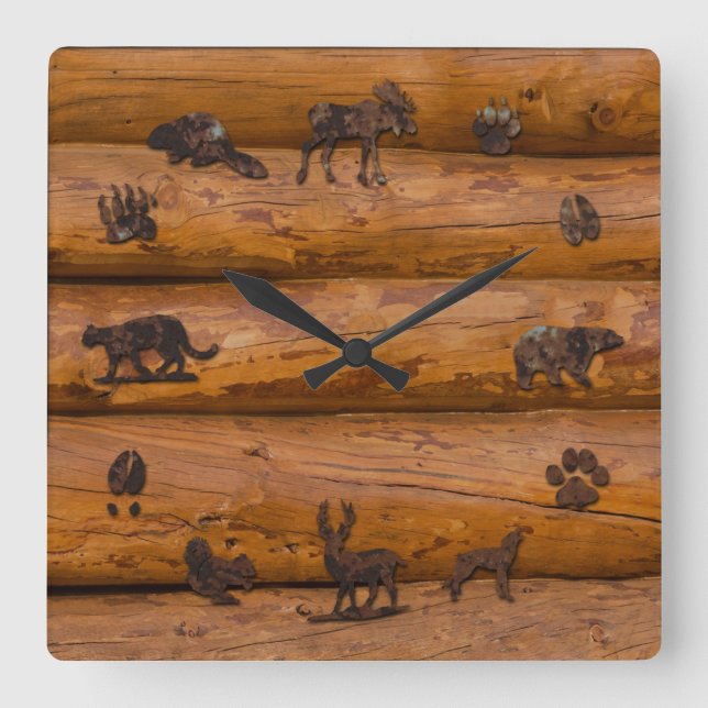 Waldtiere auf Holzklötzen Quadratische Wanduhr (Vorderseite)