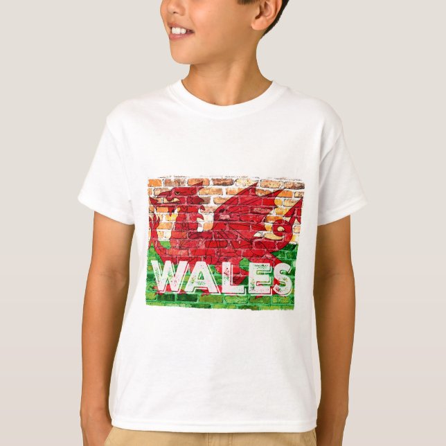 Wales Flag auf Brick T-Shirt (Vorderseite)