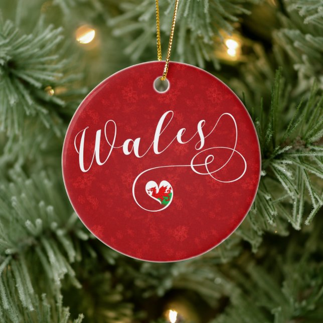 Walisische Flagge im Herzen, Wales Keramik Ornament (Baum)