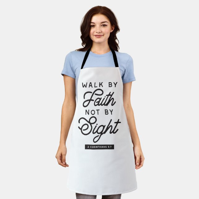 "Walk by Faith" Bible Verse Typografie Design Schürze (Getragen)