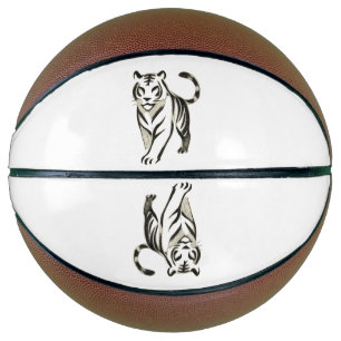 Walking Tiger Zeichnend - Tintendesign auf Basketball