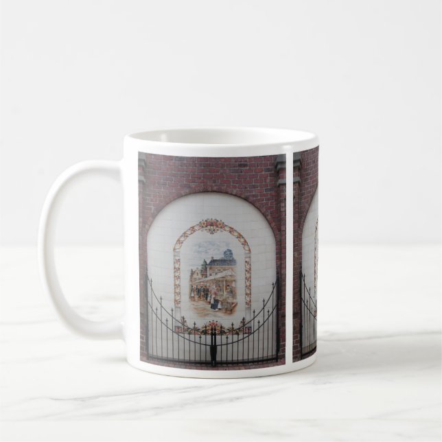 Wall Murals, Pella Iowa Kaffeetasse (Links)