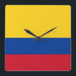 Wall-Uhr mit Flagge Kolumbiens Quadratische Wanduhr<br><div class="desc">Phantastische patriotische Wanduhr mit Flagge von Kolumbien. Dieses Produkt ist anpassbar.</div>