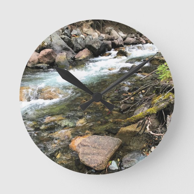 Wallowa River, OR Runde Wanduhr (Vorderseite)