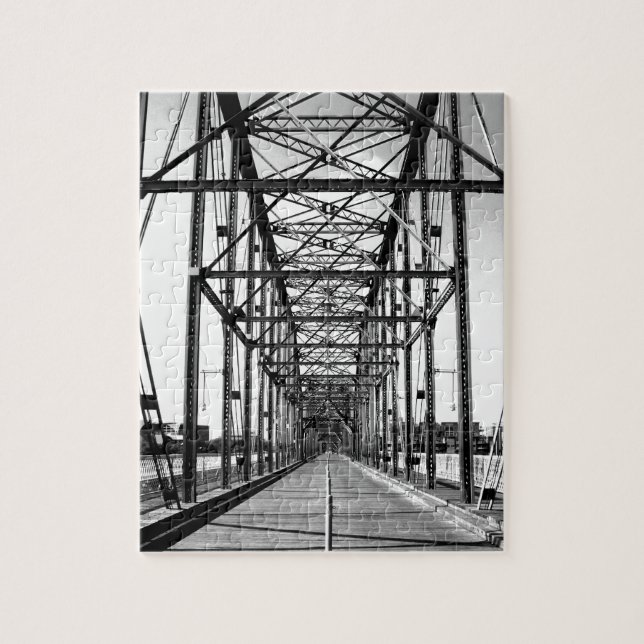 WALNUSS-STRASSEN-BRÜCKE - CHATTANOOGA, TN (Vertikal)