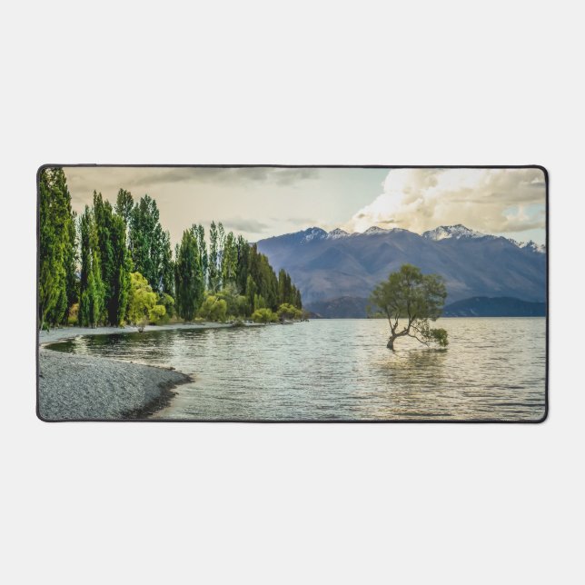 Wanaka Tree in Water Desk Mat Schreibtischunterlage (Vorderseite)