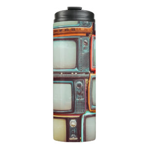 Wand aus farbenfrohen Retrofernsehern Thermosbecher