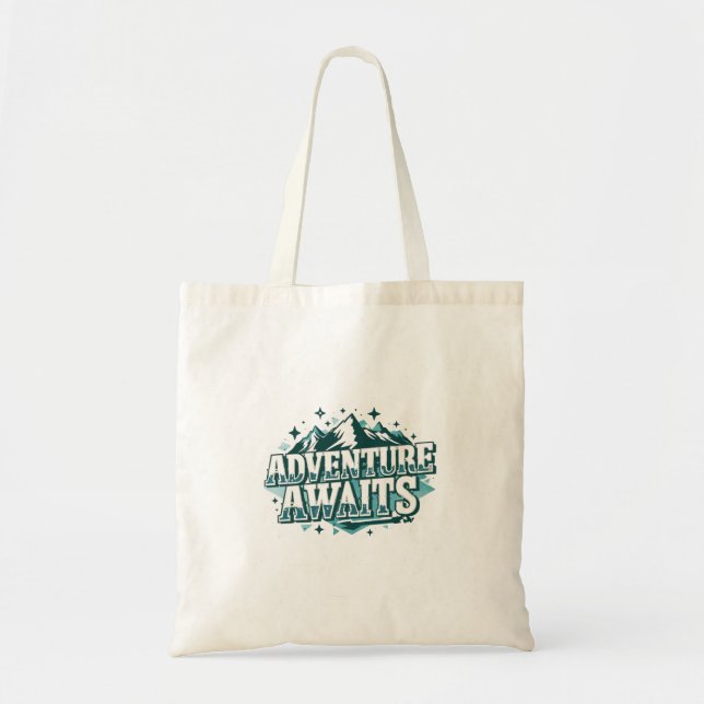 Wanderlust and Travel Quote with Pine Trees Tragetasche (Vorne)