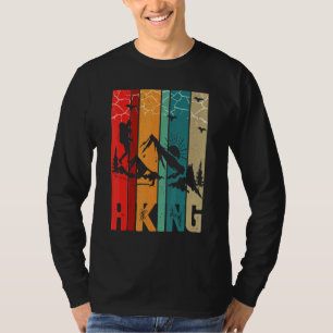 Wandern Berge Berge Retro Bergsteiger Wandern T-Shirt