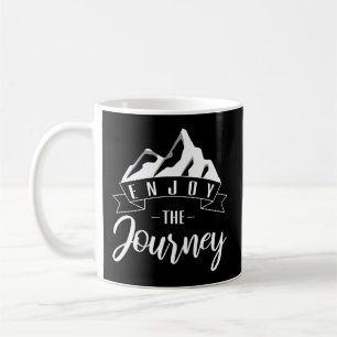 Wandern Bergsteigen und wandern Sprichwort Bergsee Kaffeetasse