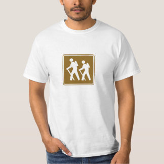 Wandern des Zeichens T-Shirt