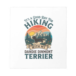 Wandernder Dandie Dinmont Terrier Hund Berge Sonne Notizblock