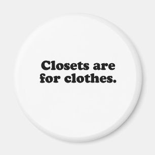 WANDSCHRÄNKE SIND FÜR KLEIDUNGS-T - SHIRT MAGNET