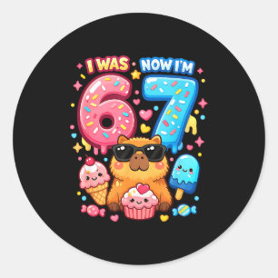 War 6 7 Geburtstag 67 Meme Capybara Eiscreme kawai Runder Aufkleber