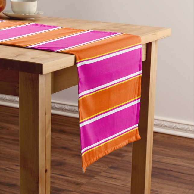 Warme rosa Orange Cabana Streifen Kurzer Tischläufer (Beispiel)