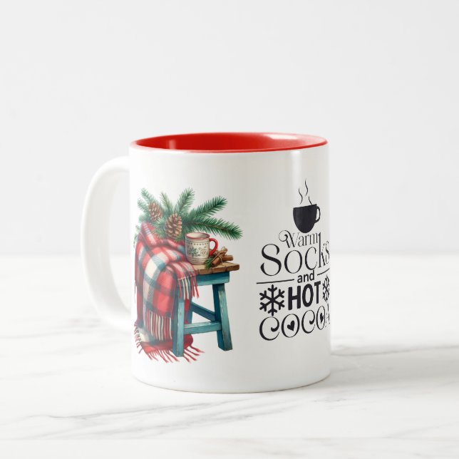 Warme Socken und Kakaobohnen Zweifarbige Tasse (Vorderseite Links)