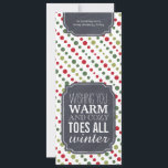 "Warme und gemütliche Zehe-" - Geschenkumbau für Feiertagskarte<br><div class="desc">" Warme und Cozy Zehen, " - Geschenkumbau für die Verpackung der Socken -, das ich sah, dass diese niedliche Idee auf Pinterest und gedacht ihm der Spaß seien Sie, zum einer Vielzahl von den Sockenumbauten für Leute zu machen, die nicht die Zeit haben, sie zu drucken und herzustellen. Wickeln...</div>