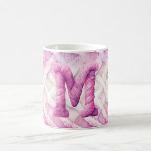 Warmer rosa Weißer Lila Buchstabe m Kaffeetasse