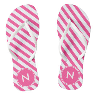 Warmes Rosa und Weiß Streifen und Mit Monogramm Flip Flops