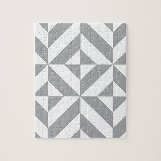 Warmgrau geometrisches Deco-Würfelmuster (Vertikal)