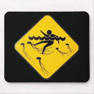 Warnende Quallen in Wasser-Straße Zeichen Mousepad