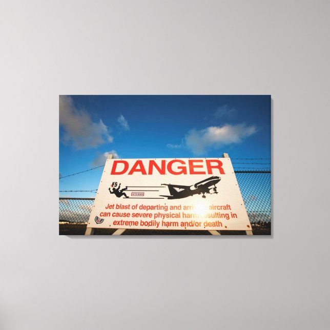 Warnschild in der Nähe des Flughafens St. Maarten Leinwanddruck (Vorderseite)