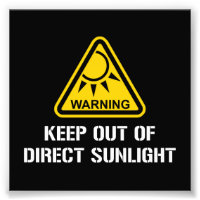 WARNUNG - Aus direktem Sonnenlicht Behalten