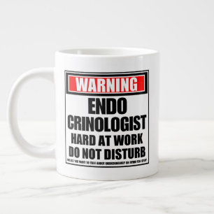 Warnung des Dokrinologen hart am Werk Jumbo-Tasse