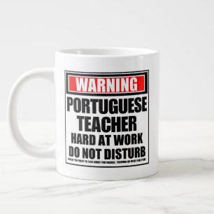 Warnung des portugiesischen Lehrers bei der Arbeit Jumbo-Tasse