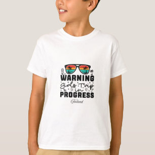 Warnung Mädchen-Trip im Gange Urlaub Finnland T-Shirt